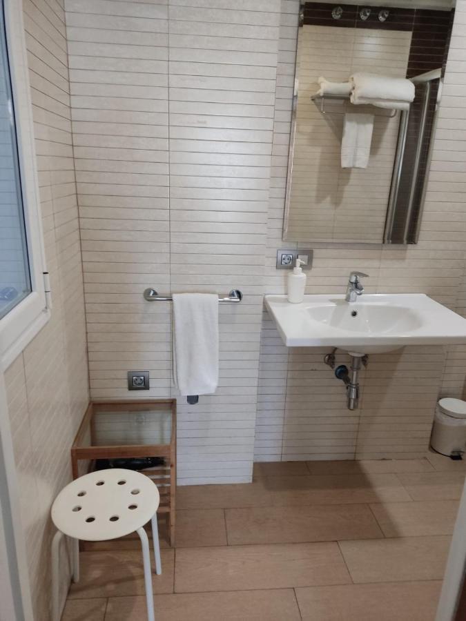 Apartamento Puerta Del Arenal - Kainga Homes Sevilla Exterior foto